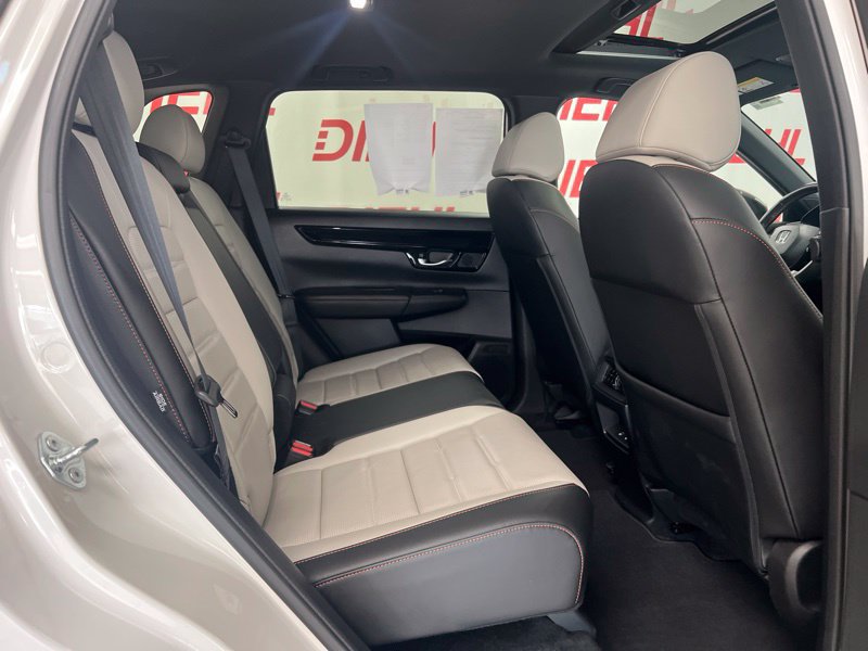 Used 2025 Honda CR-V Sport Touring image 11
