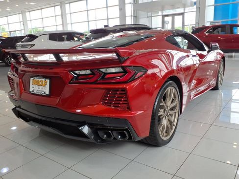 Used 2025 Chevrolet Corvette Stingray Premium Cpe w/ Z51 Performance Package RWD image 6