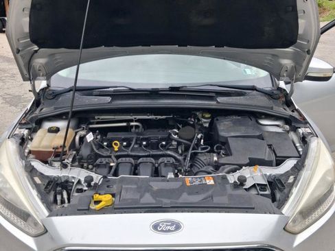 Used 2016 Ford Focus SE FWD image 16