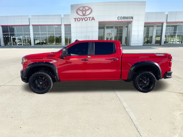 Used 2019 Chevrolet Silverado 1500 Custom Trail Boss w/ Custom Convenience Package AWD/4WD image 2