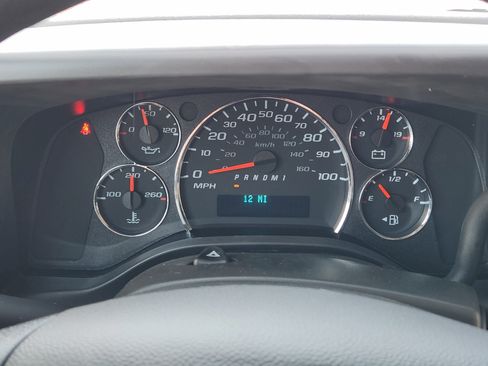 New 2025 Chevrolet Express 2500 Extended w/ Driver Convenience Package image 18