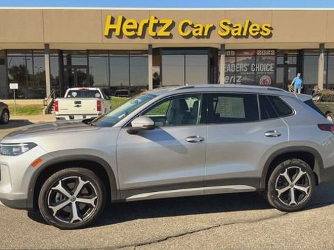 Used 2026 Volkswagen Tiguan SE AWD/4WD image 5