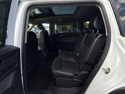 Used 2023 Volkswagen Atlas SEL AWD/4WD image 24