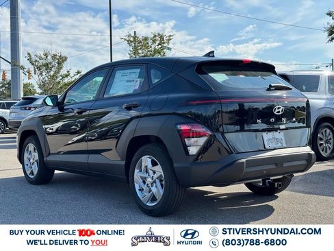 New 2026 Hyundai Kona SE image 11