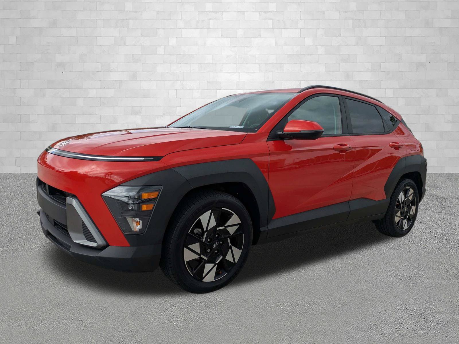 Used 2024 Hyundai Kona SEL FWD image 5