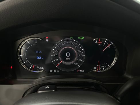 Used 2018 Cadillac Escalade Luxury image 24