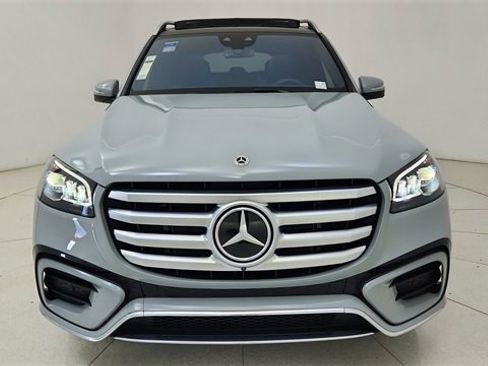 Used 2024 Mercedes-Benz GLS 450 4MATIC image 13