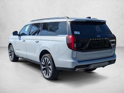 New 2025 Ford Expedition Max Platinum w/ Driver's Package image 8