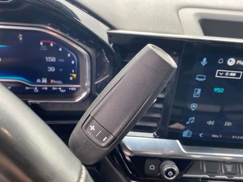 Certified 2025 Chevrolet Silverado 2500 LT w/ Convenience Package image 14