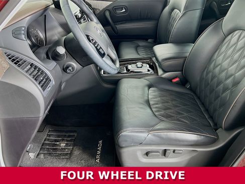 Used 2024 Nissan Armada Platinum w/ Captain's Chairs Package image 3