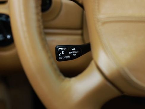 Used 2001 Porsche 911 Carrera 4 AWD/4WD image 32