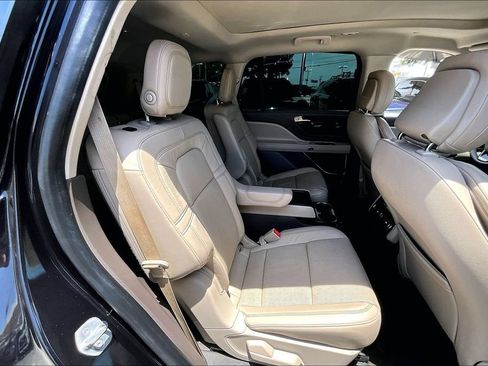 Used 2020 Lincoln Aviator Reserve w/ Equipment Group 201A AWD/4WD image 36