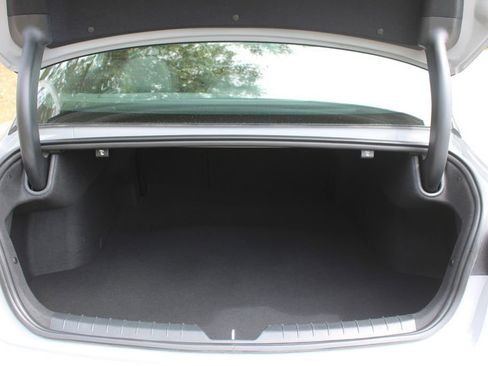 Used 2025 Kia K5 GT-Line w/ GT-Line Premium Package FWD image 10
