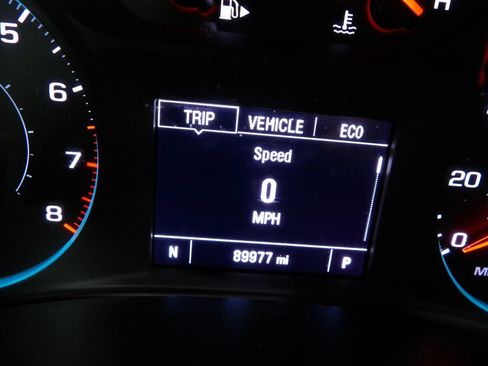 Used 2023 Chevrolet Malibu LT FWD image 16