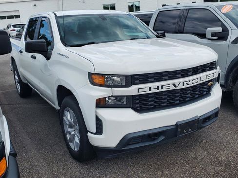 Used 2019 Chevrolet Silverado 1500 Custom RWD image 2