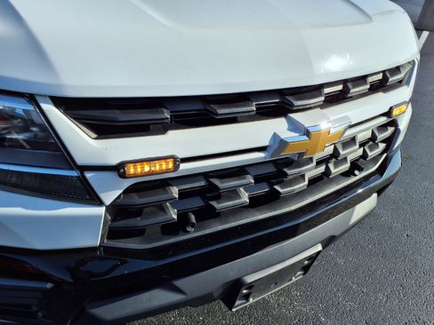 Used 2022 Chevrolet Colorado LT w/ Fleet Safety Package RWD image 2
