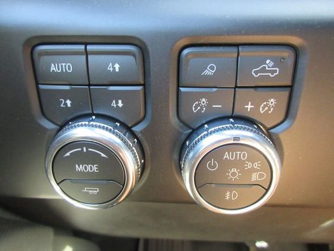New 2026 GMC Sierra 1500 AT4X AWD/4WD image 18