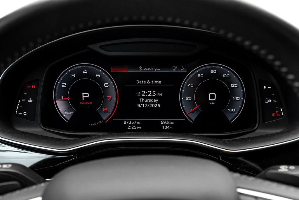 Used 2019 Audi Q8 Premium Plus AWD/4WD image 20
