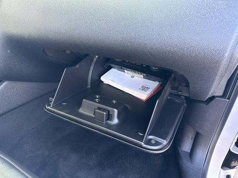 Used 2016 Chevrolet Impala LTZ image 24