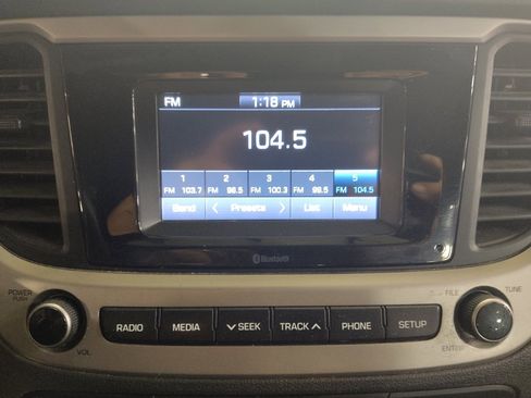 Used 2020 Hyundai Accent SE FWD image 25