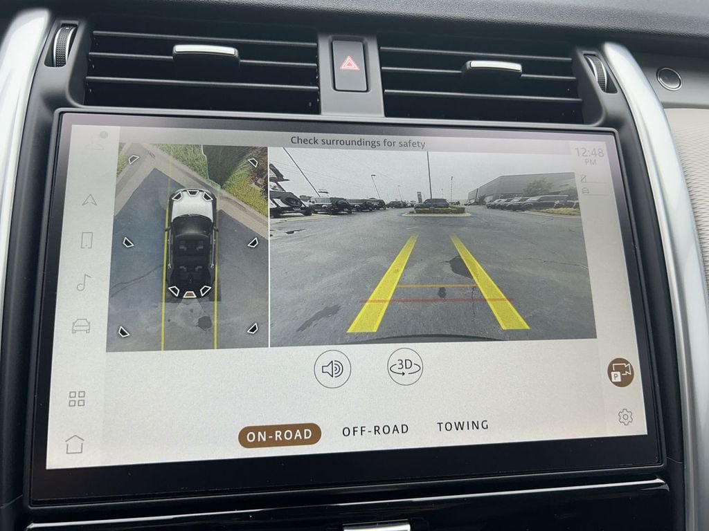 New 2026 Land Rover Discovery Dynamic SE AWD/4WD image 26