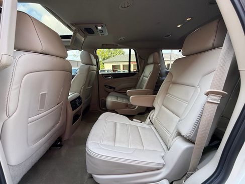 Used 2015 GMC Yukon Denali w/ Open Road Package image 18