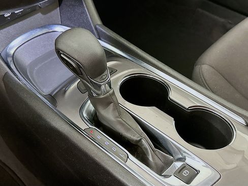 Used 2023 Chevrolet Malibu LT image 23