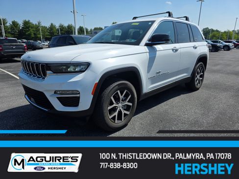 Used 2025 Jeep Grand Cherokee Limited AWD/4WD image 1