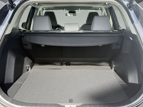 Used 2025 Toyota RAV4 XLE Premium image 28