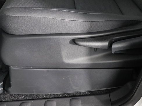 New 2025 Nissan Frontier S image 22