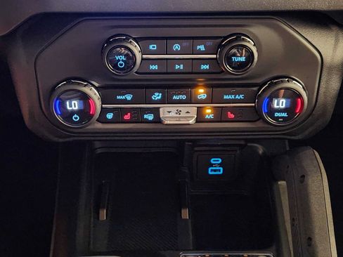 Used 2025 Ford Bronco Raptor AWD/4WD image 19