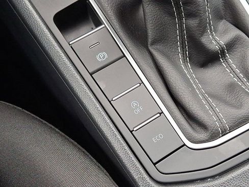 Certified 2024 Volkswagen Jetta S image 30