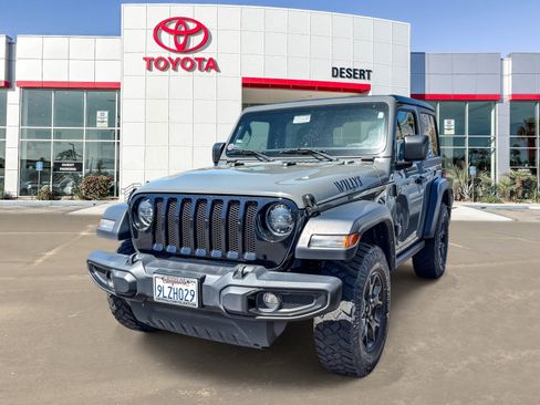 Used 2023 Jeep Wrangler Sport AWD/4WD image 3