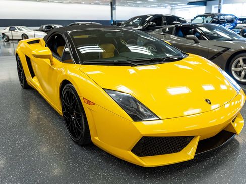 Used 2012 Lamborghini Gallardo LP 560-4 AWD/4WD image 3