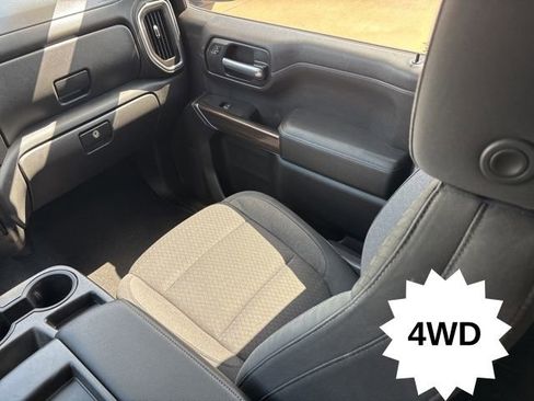 Used 2020 Chevrolet Silverado 1500 LT w/ Texas Edition image 16