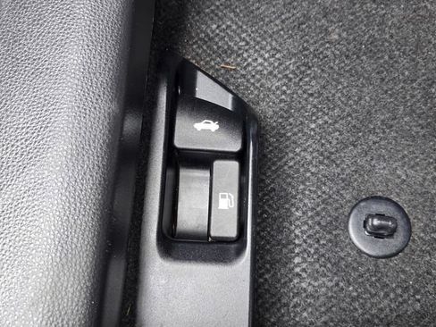 Used 2024 Toyota Corolla SE FWD image 22