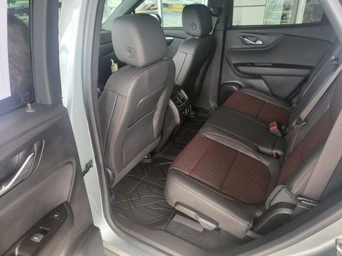 Used 2025 Chevrolet Blazer RS w/ Enhanced Convenience Package AWD/4WD image 13