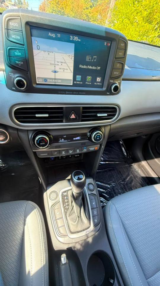 Used 2021 Hyundai Kona Ultimate AWD/4WD image 16
