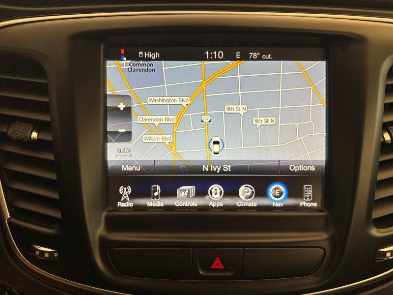 Used 2017 Chrysler 200 Limited Platinum FWD image 21
