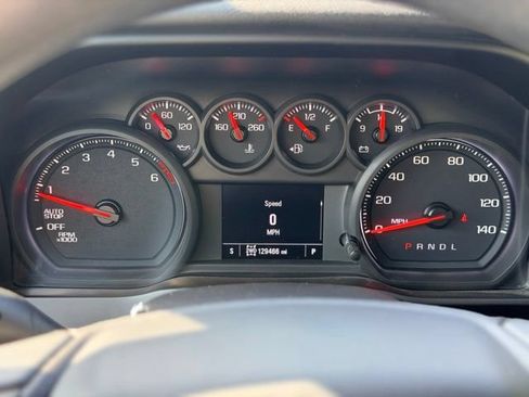 Used 2020 Chevrolet Silverado 1500 Custom w/ Custom Value Package AWD/4WD image 10