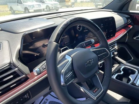 New 2026 Chevrolet Traverse Z71 w/ Enhanced Driving Package AWD/4WD image 11