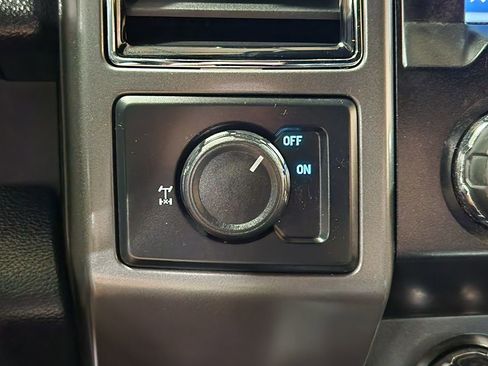 Used 2020 Ford F150 XLT w/ Equipment Group 302A Luxury image 39