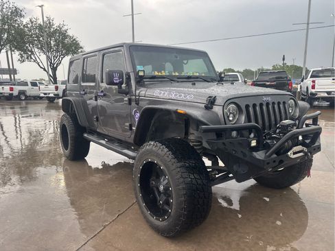 Used 2014 Jeep Wrangler Unlimited Sport w/ Quick Order Package 24S image 2
