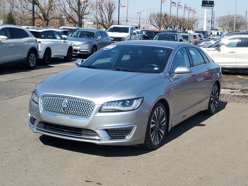 Used 2020 Lincoln MKZ Reserve w/ Elements Package image 3