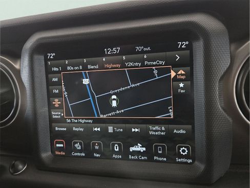 Used 2021 Jeep Gladiator Willys image 21