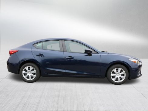 Used 2018 MAZDA MAZDA3 Sport image 8
