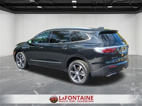 Used 2022 Buick Enclave Essence w/ Sport Touring Edition image 6