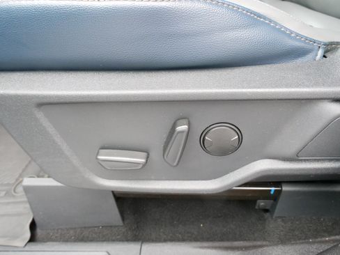 Used 2023 Ford Bronco Outer Banks image 17