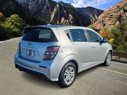 Used 2020 Chevrolet Sonic LT image 3