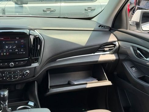 Used 2021 Chevrolet Traverse LT AWD/4WD image 33